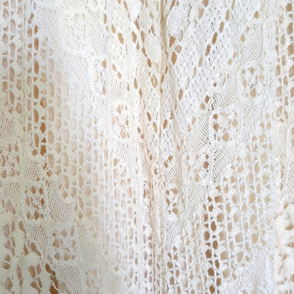 DRESS... LACED GORGEOUSLY ROMANTIC - Picture 3 of 3